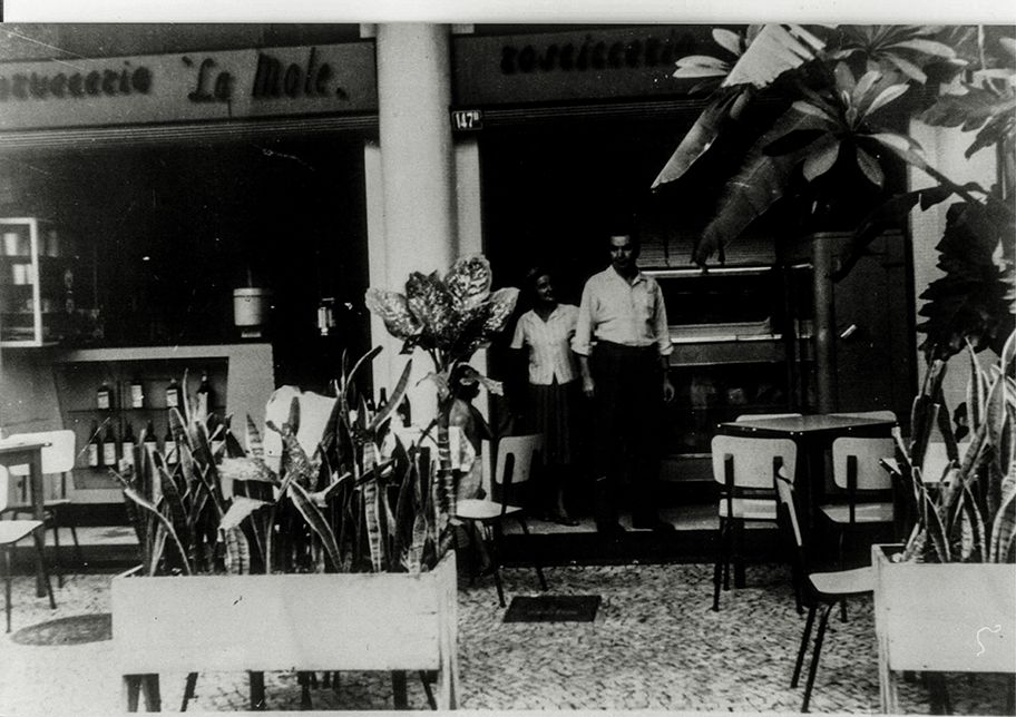 Mostra comemora 60 anos de rede de restaurantes nascida no Leblon
