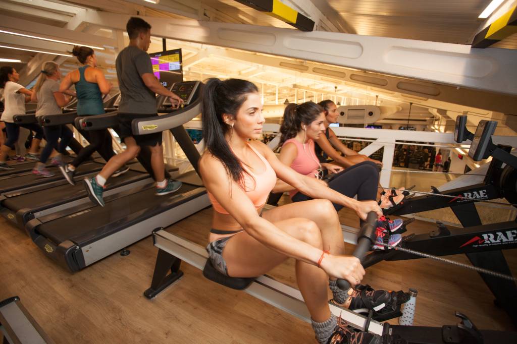 Academias investem em aulas para acelerar o metabolismo