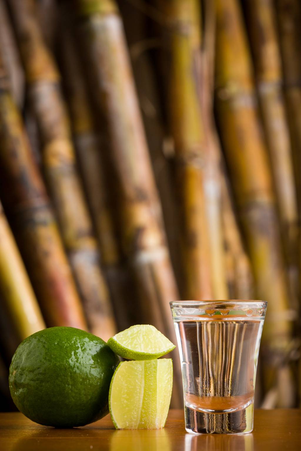 Cachaça em homenagem à Mangueira será lançada nesta sexta (26)