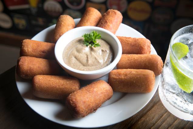 Croquete tailandês: recheio apimentado de frango (R$ 44, dez unidades) Croquete tailandês: recheio apimentado de frango (R$ 44, dez unidades)