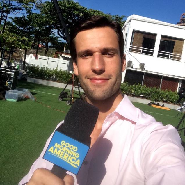 Workaholic: a carreira jornalística começou na internet e ele foi parar em grandes emissoras americanas: NBC e ABC Workaholic: a carreira jornalística começou na internet e ele foi parar em grandes emissoras americanas: NBC e ABC