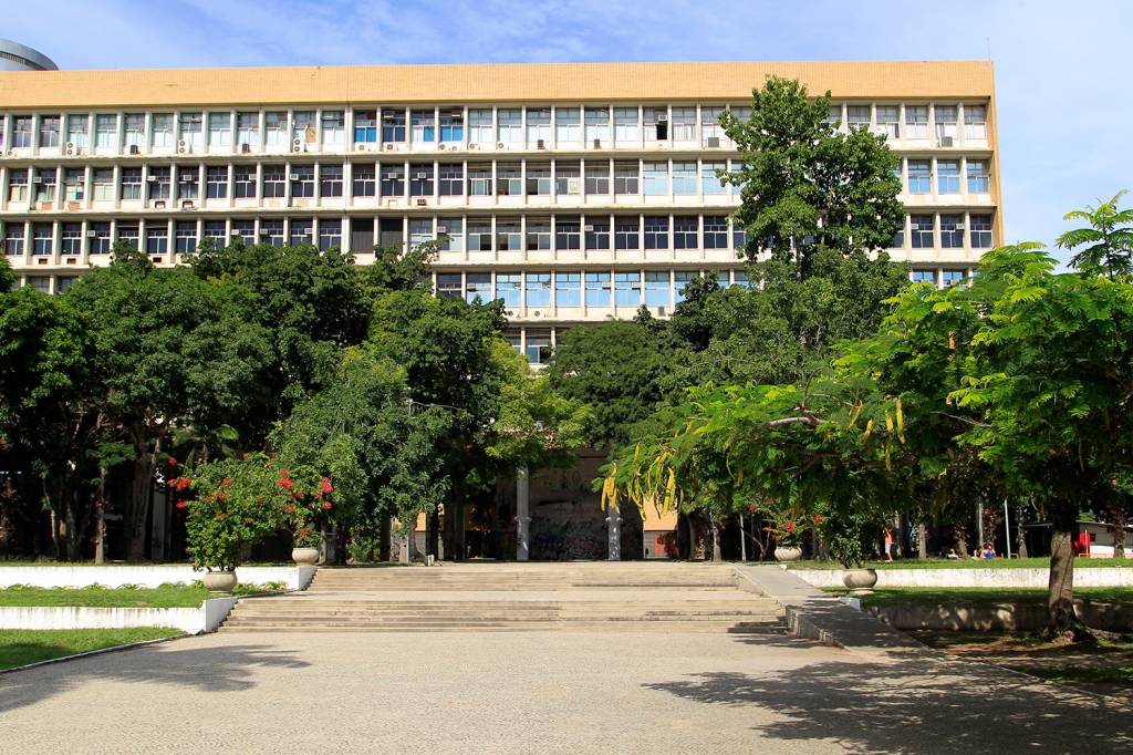 UFRJ discute como conter sequestros com polícia na quarta (23)