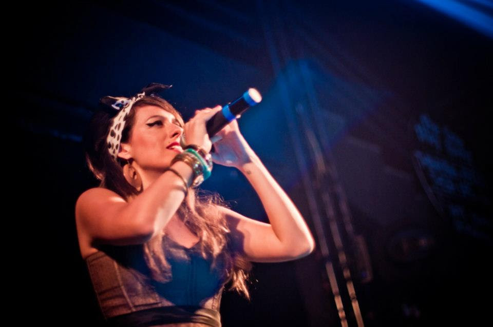 New York City Center recebe show de cover de Amy Winehouse