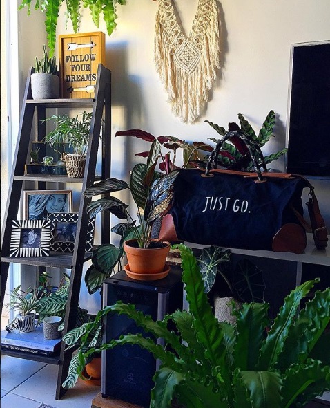 Apartamento da advogada Danielle Toledo, dona do Instagram @decorcommusica, em Jacarepaguá Apartamento da advogada Danielle Toledo, dona do Instagram @decorcommusica, em Jacarepaguá