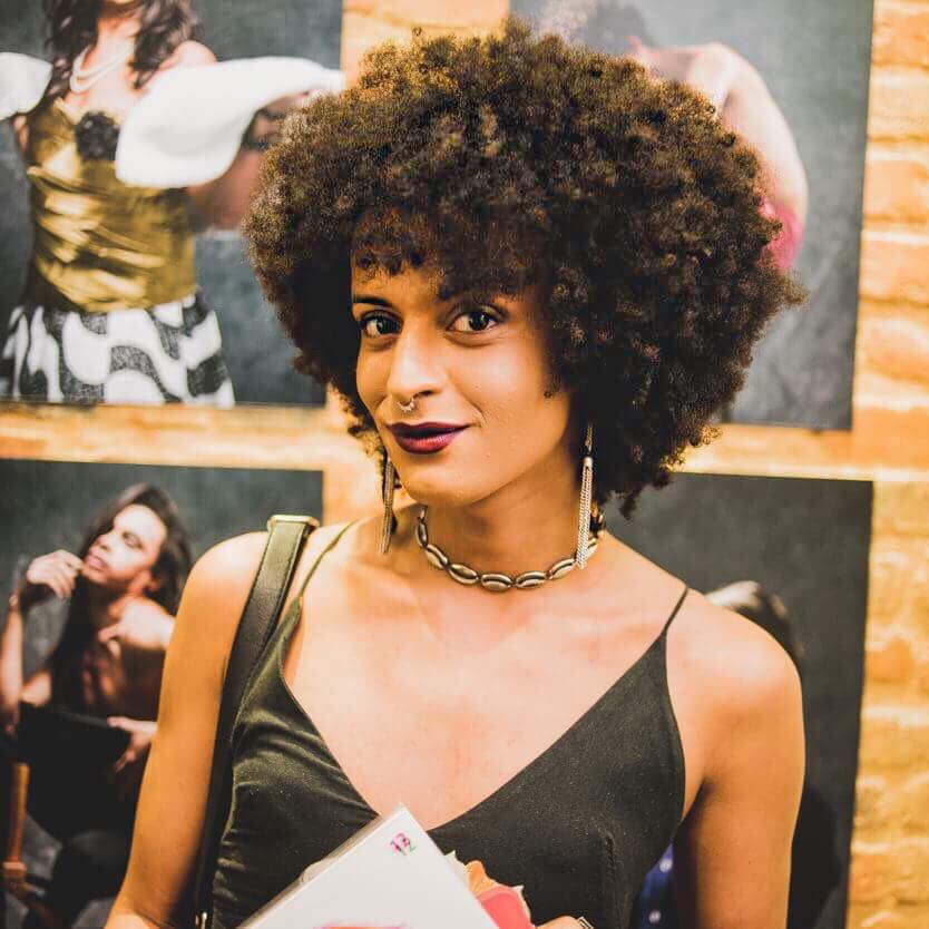 Atriz trans de Malhação consegue correção de nome e sexo na certidão