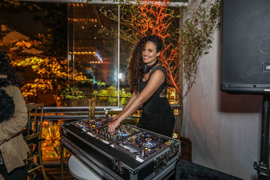 A DJ Patricia Ramiro foi a escolhida para comandar a trilha sonora A DJ Patricia Ramiro foi a escolhida para comandar a trilha sonora