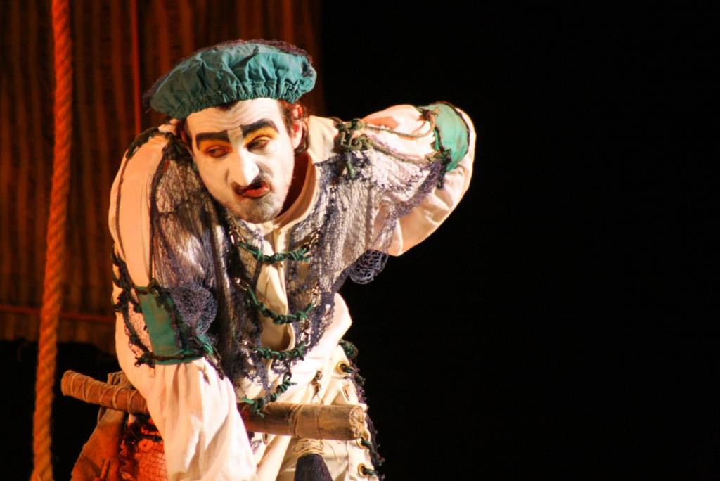 Cinco peças de teatro para assistir on-line no fim de semana