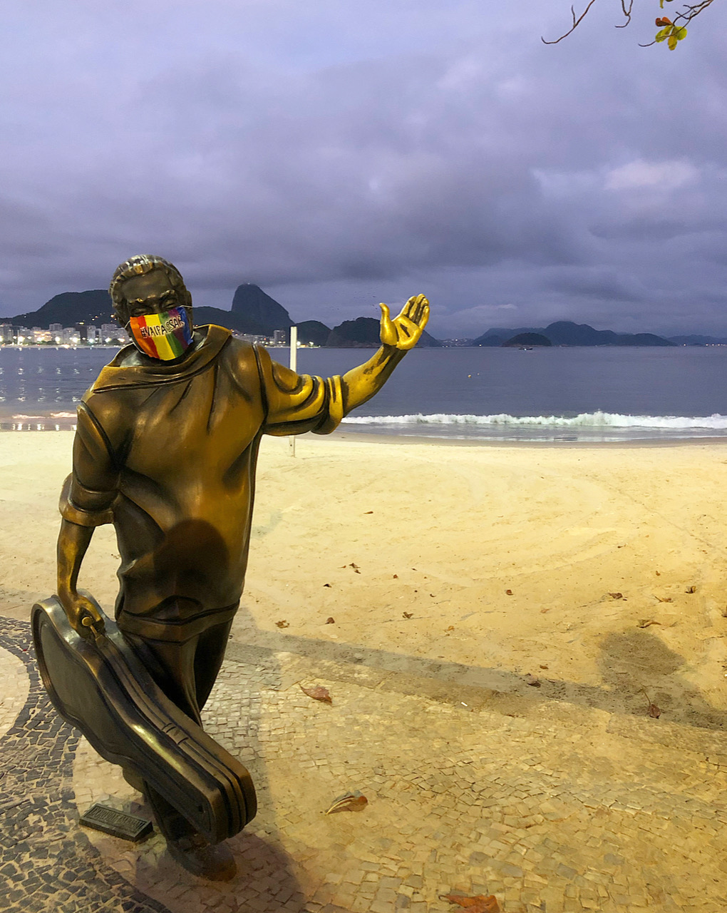 Anderson Thives Estatua Dorival Caymmi Anderson Thives Estatua Dorival Caymmi