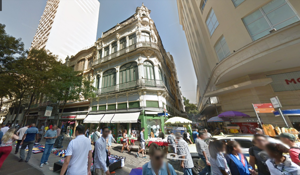 Por que prefeitura adiou retirada de camelôs da Rua Uruguaiana