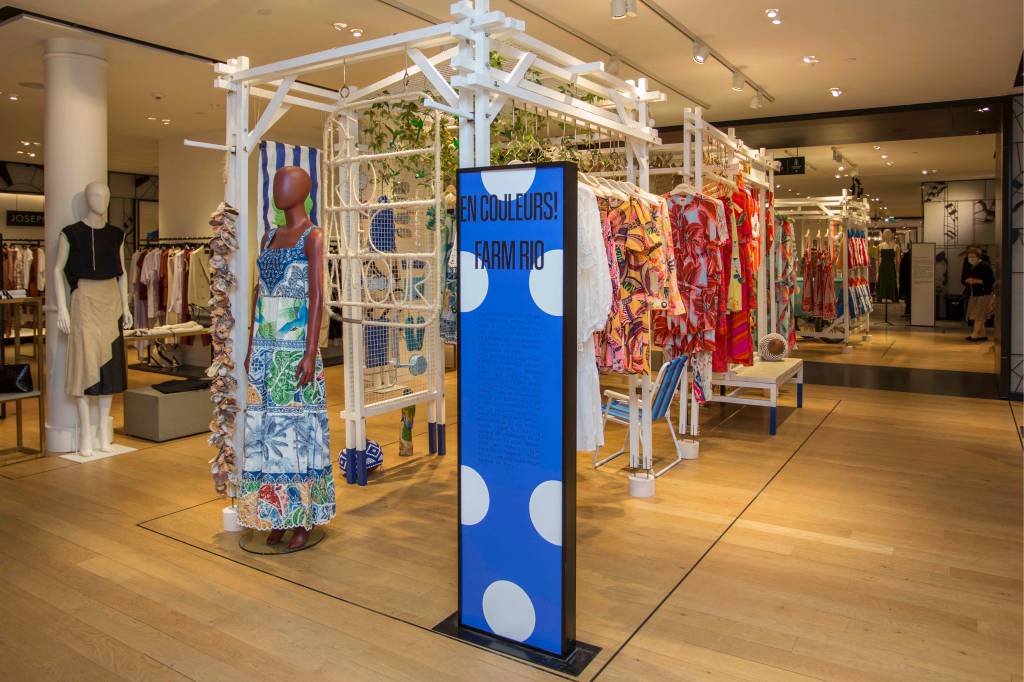 Farm, marca queridinha das cariocas, inaugura loja em Paris