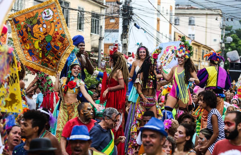Carnaval fora de época, em julho, é incluído no calendário oficial do Rio