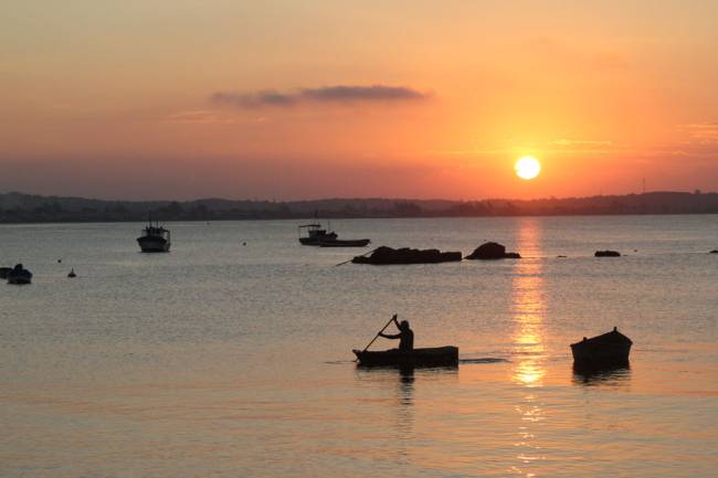 por-do-sol em Manguinhos