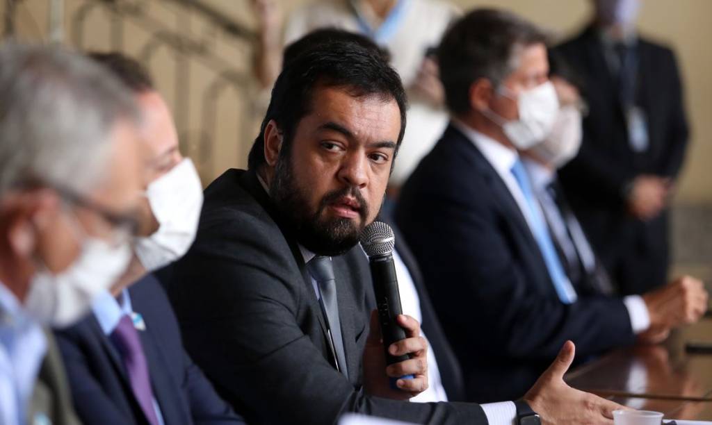 Governador em exercício do Rio diz que vai manter foco na pandemia