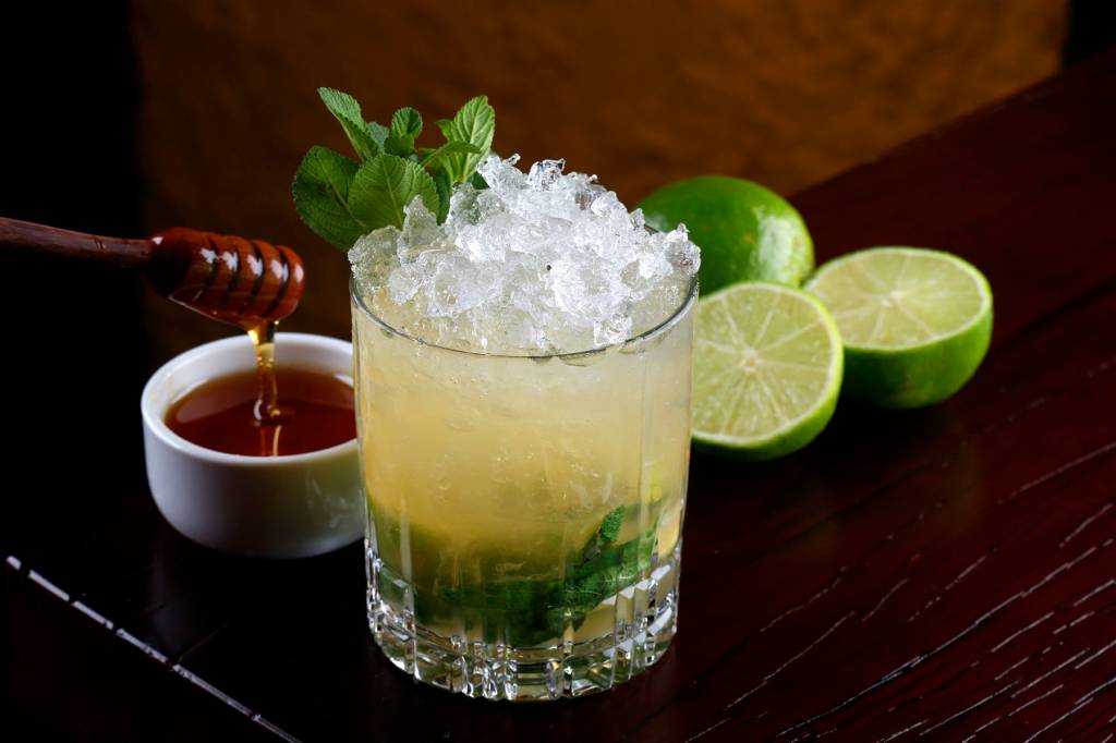 Dia da Cachaça: drinques com a brasileiríssima bebida para curtir a data