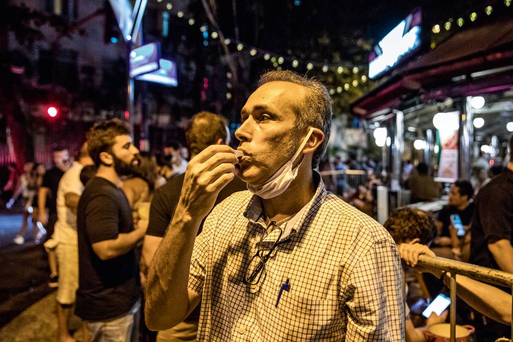 ‘Dias Ferreira está assustadora’, diz dono de bar na rua do Leblon