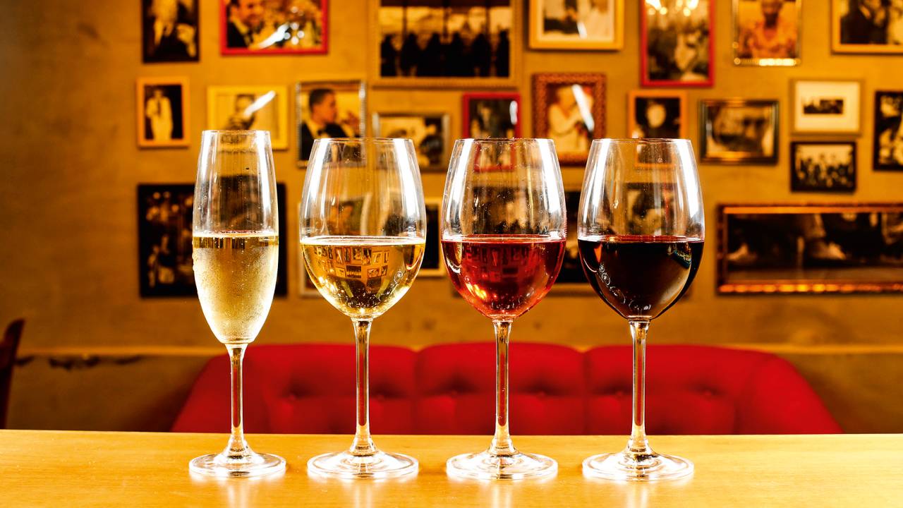 Le Terroir: régua de degustação de vinho