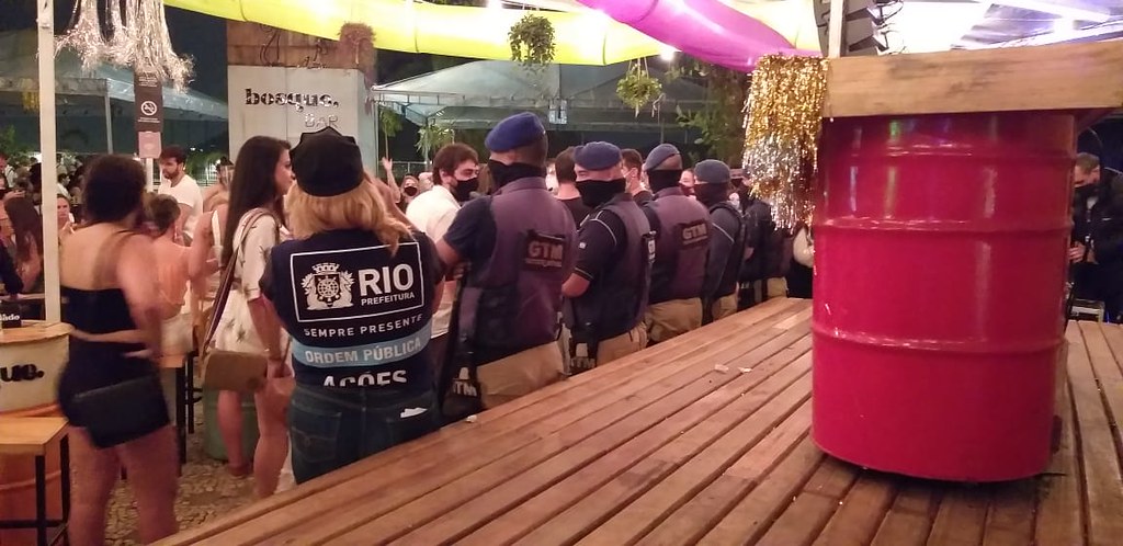 Carnaval sem folia: Rio interdita 14 estabelecimentos com aglomerações