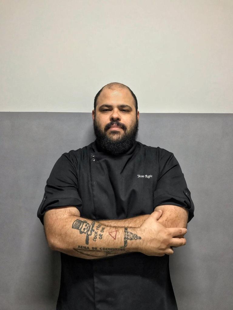 Ex – Touro_Chef Yasser Regis_Crédito Yasser Regis A imagem mostra Yasser Regis, dono do Ex-Touro