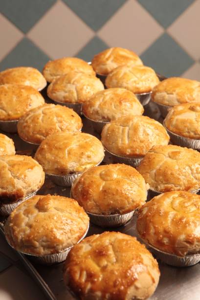 Salete: a tradicional receita com recheios variados ganha fama por toda a cidade Salete: a tradicional receita com recheios variados ganha fama por toda a cidade