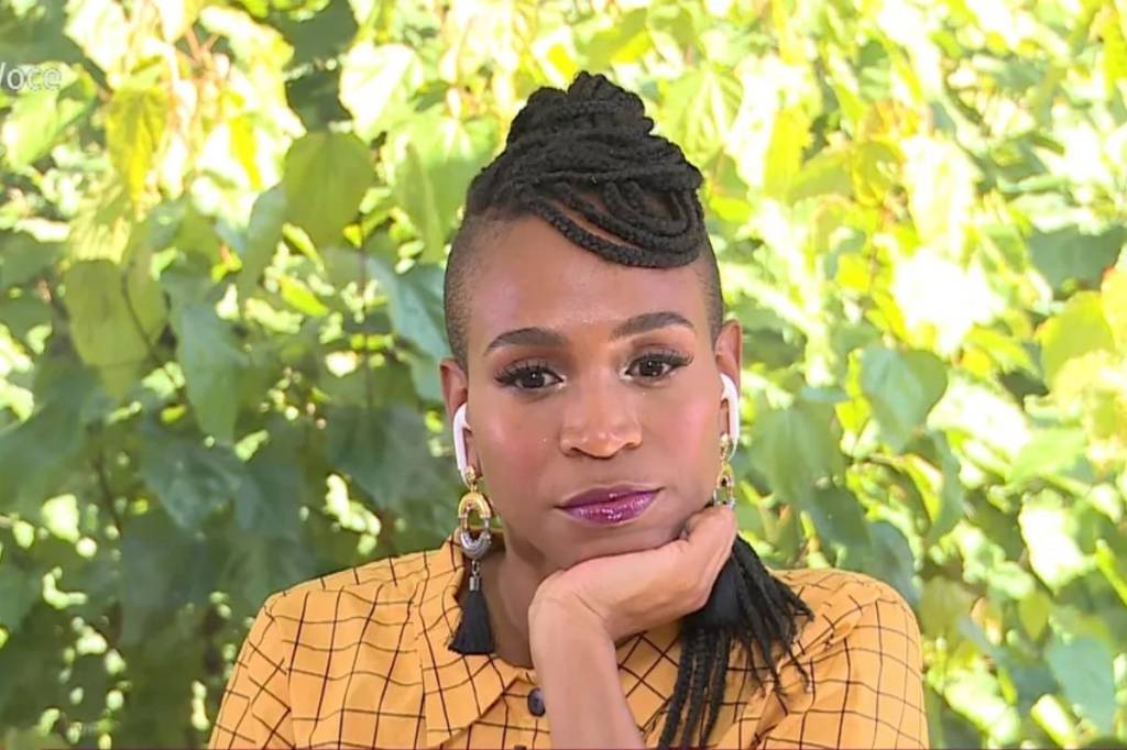 Karol Conká volta às redes e justifica ‘sumiço’: ‘Precisava cuidar de mim’