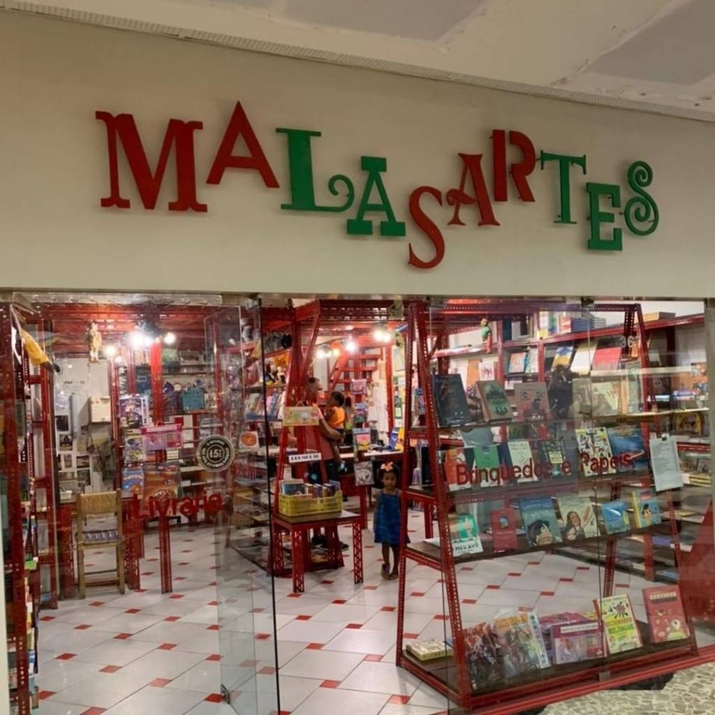 Clientes se mobilizam para salvar tradicional livraria infantil Malasartes