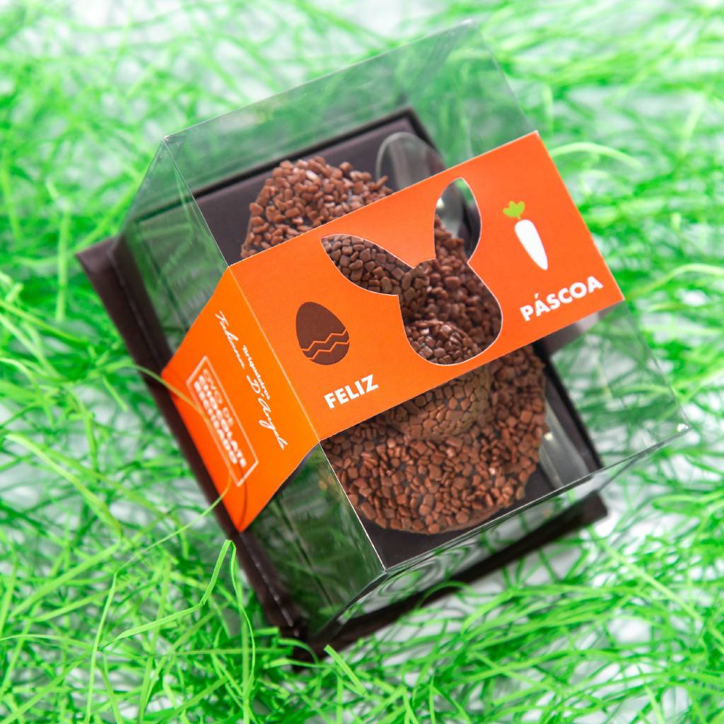 3DE1E9F5-CCBC-4A7F-94DF-725483A72878 Brigadeiros Fabiana D'Angelo: ovo com recheio do doce e chocolate em dose tripla