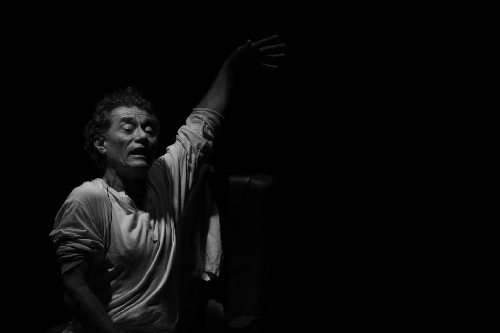 Dez anos após estreia, Chico Diaz cria versão digital de célebre monólogo