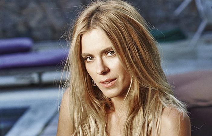 Carolina Dieckmann mostra seus outros talentos