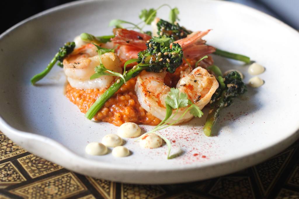 Restaurante de pitada asiática abre em Ipanema capitaneado por chef ex-Eleven e Noma