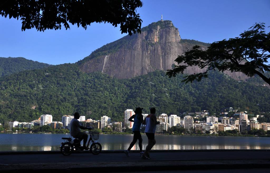 O visual ajuda: sete lugares para se exercitar com uma paisagem incrível