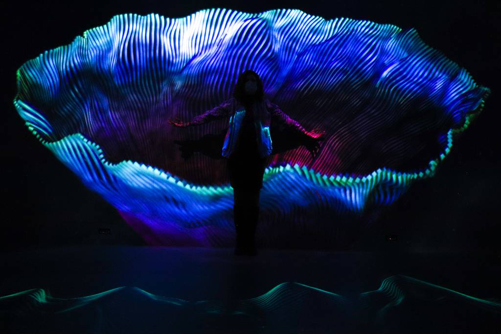 Você consegue? Mostra no Oi Futuro propõe que visitante desligue o celular