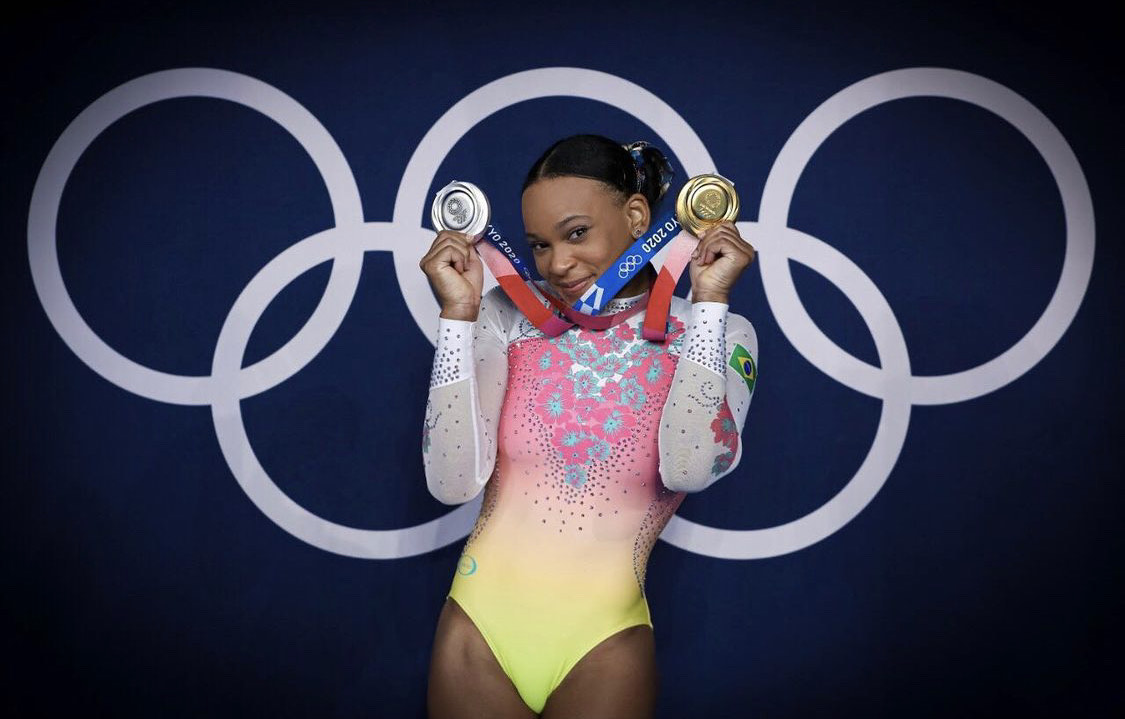 Atletas olimpicos podem faturar milhões de reais com posts em redes sociais