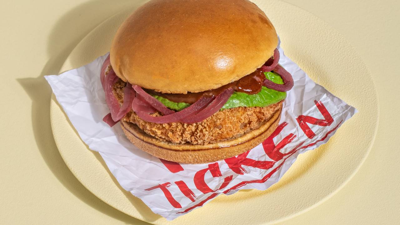 Tom Ticken: bacon grátis nos sandubas