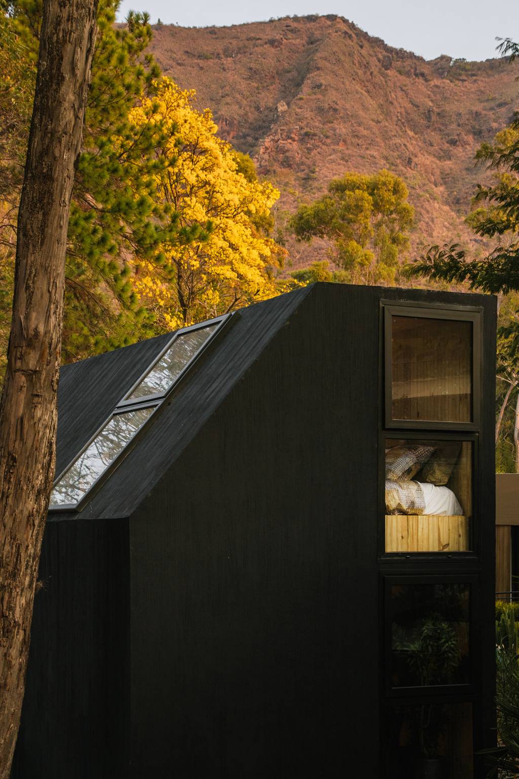 Liga-Arquitetura-e-Urbanismobaixa Lucas Pereira Belizario e Barbara Fonseca de Souza – Liga Arquitetura – Cabana Soluções Usiminas