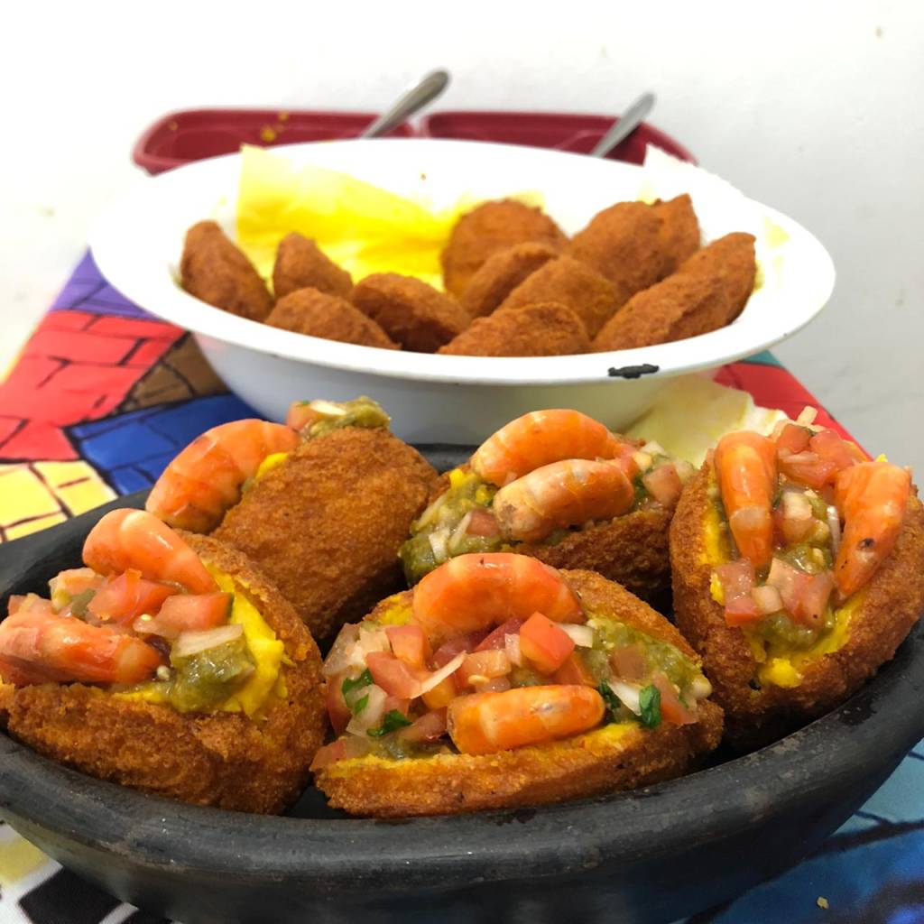 Pratos de origem africana e rodas de samba agitam a Zona Portuária