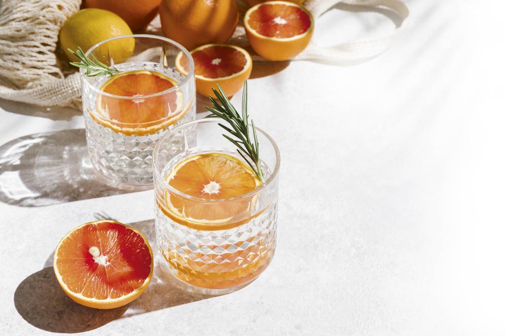 As latinhas de hard seltzer vão emplacar como a bebida do próximo verão?