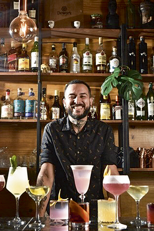 Vian-_foto-de-Bruno-de-Lima.jpg2 Vian Cocktail Bar -