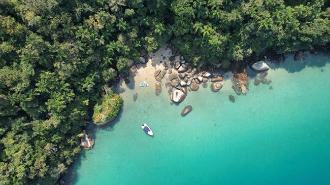 Tesouros desconhecidos de mamangua a prainha na Enseada da Preguiça