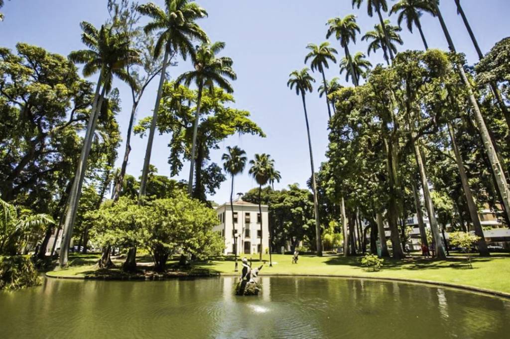 Jardins do Museu da República recebem shows de jazz e bossa nova