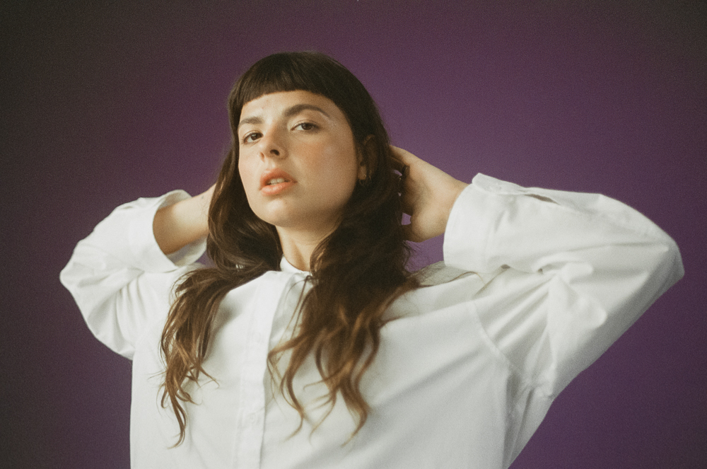 Julia Mestre lança single