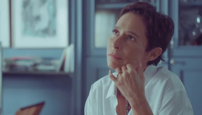 Rebeca: a mulher de 50+ que rouba a cena da novela das nove