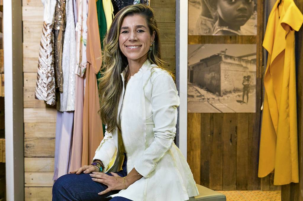 Carioca Nota 10: empreendedora cria loja solidária de moda circular