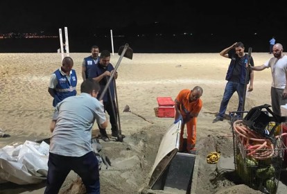 "Academia subterrânea" na praia do Flamengo