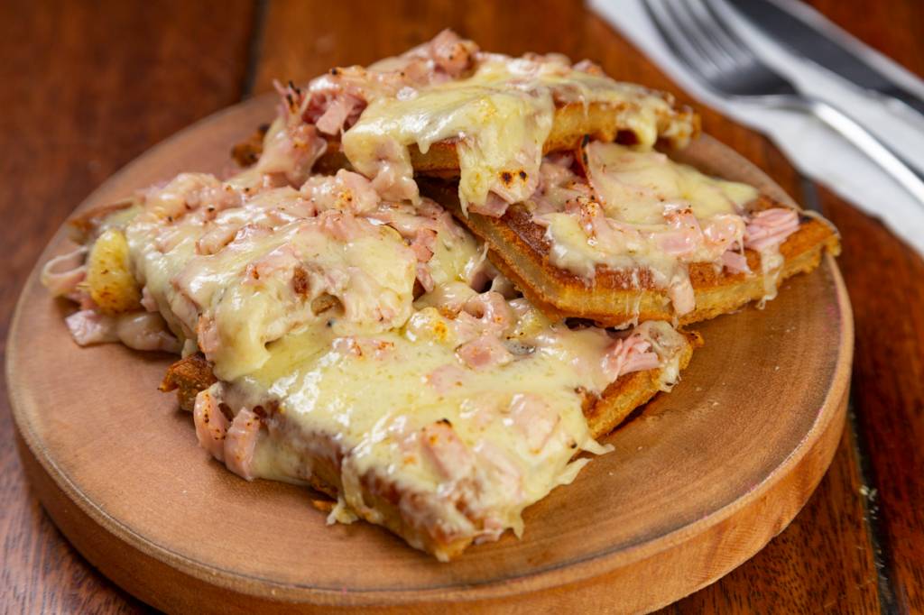Le Dépanneur – Ham N´Cheese Na Le Dépanneur uma versão salgada ganha dois conhecidos que sempre se deram bem: presunto e queijo emmental