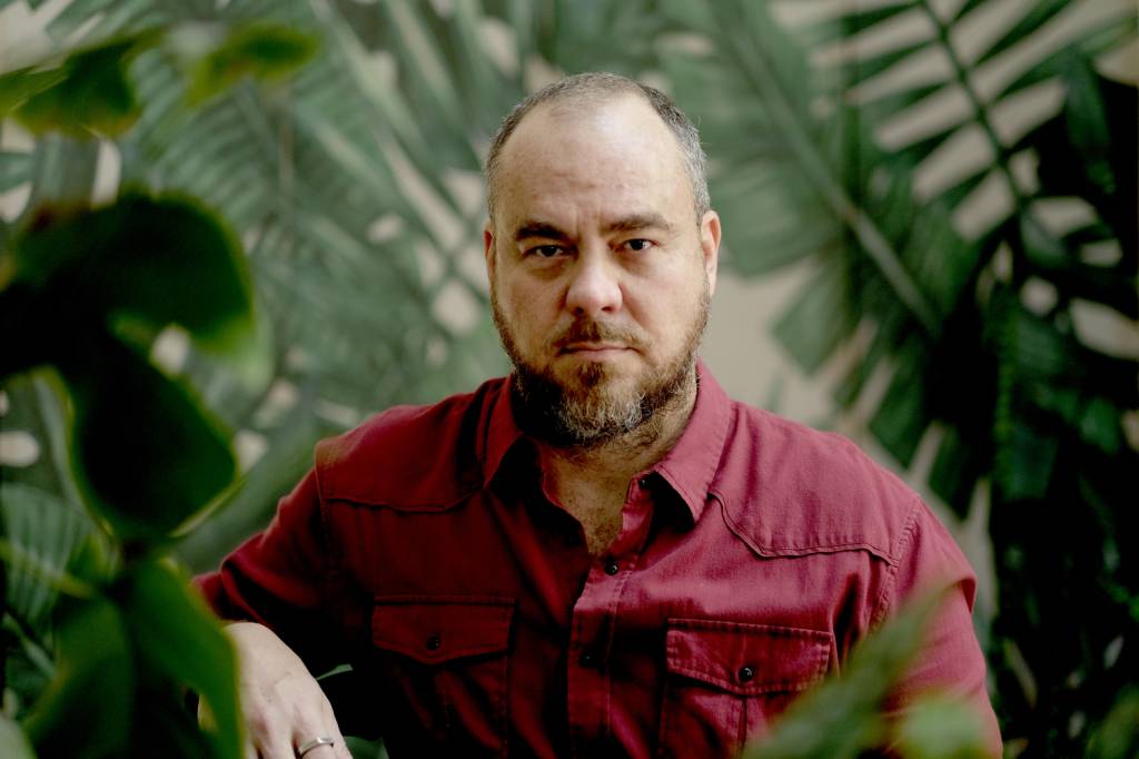 Rodrigo-Leão-retrato-Casa-Darwin-small Rodrigo Leão Casa Darwin CASACOR 2022 Campanha