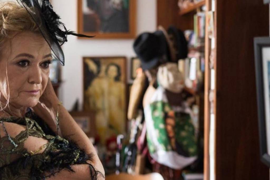 Artesãos de Pernambuco trazem novidades da moda carnavalesca para o Rio