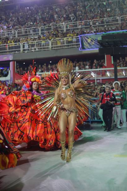 Monique Alfradique: há anos defendendo a escola de samba