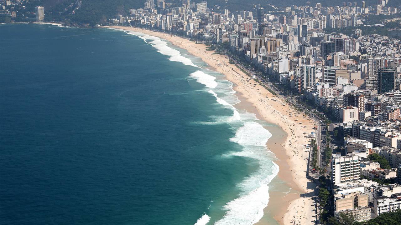Foto mostra praia de Ipanema