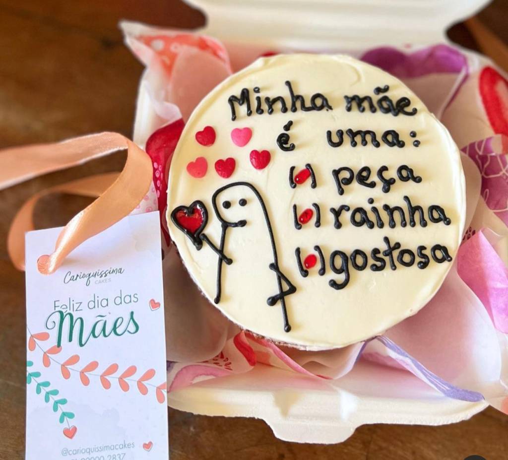 Carioquíssima cakes Carioquíssima: a marca tem pedidos também com a frase: 'mãe de pet'