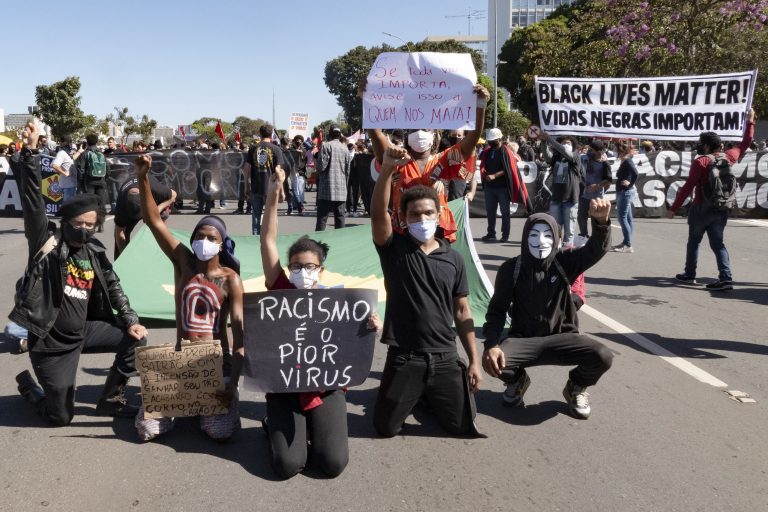Racismo: maiores vítimas das injúrias são as mulheres negras